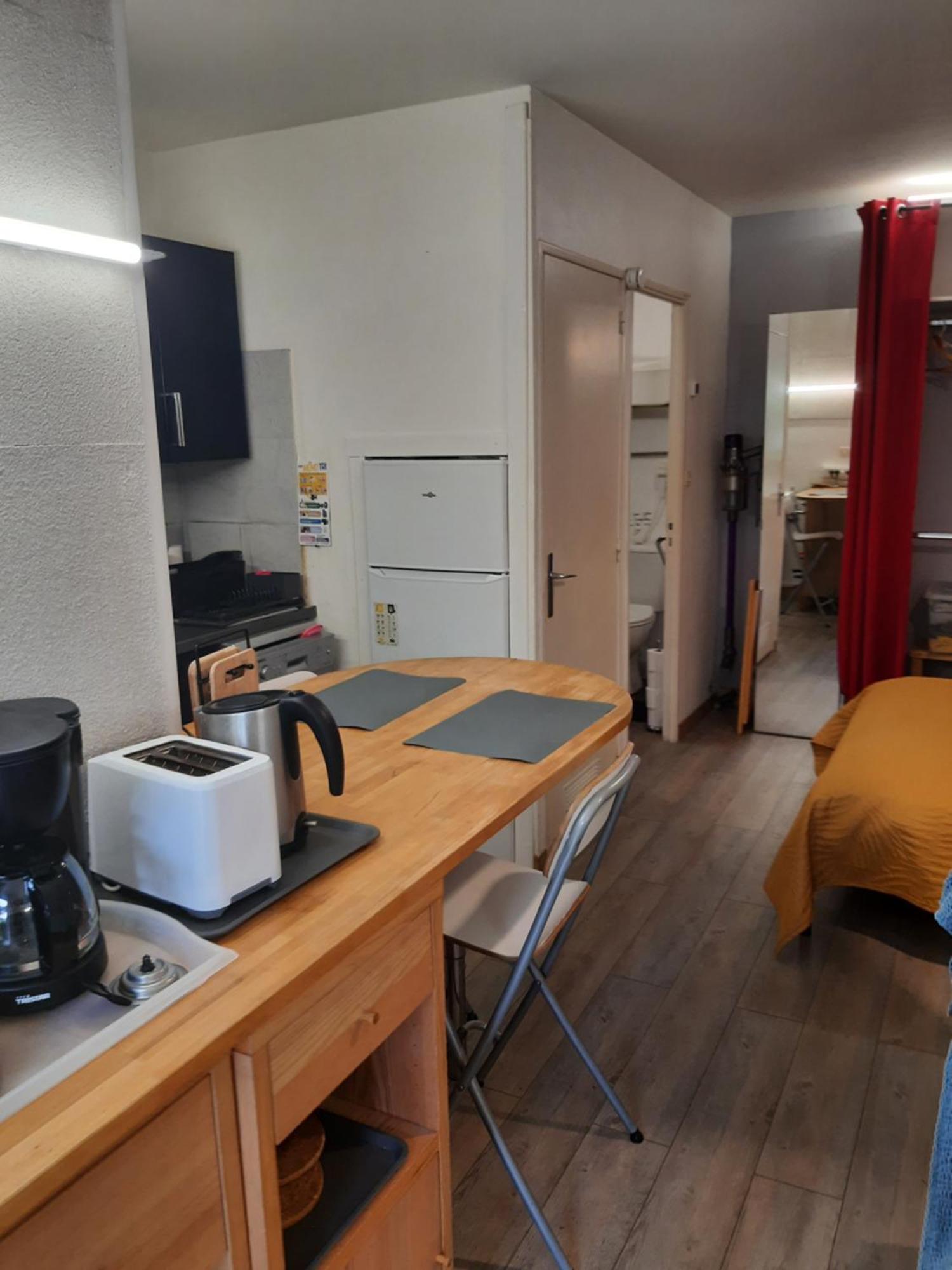 Duplex14H 1Er Etage Jardinet 1 Parking Ou Studio14B Rdc Terrasse Sans Parking La Rochelle  Eksteriør bilde