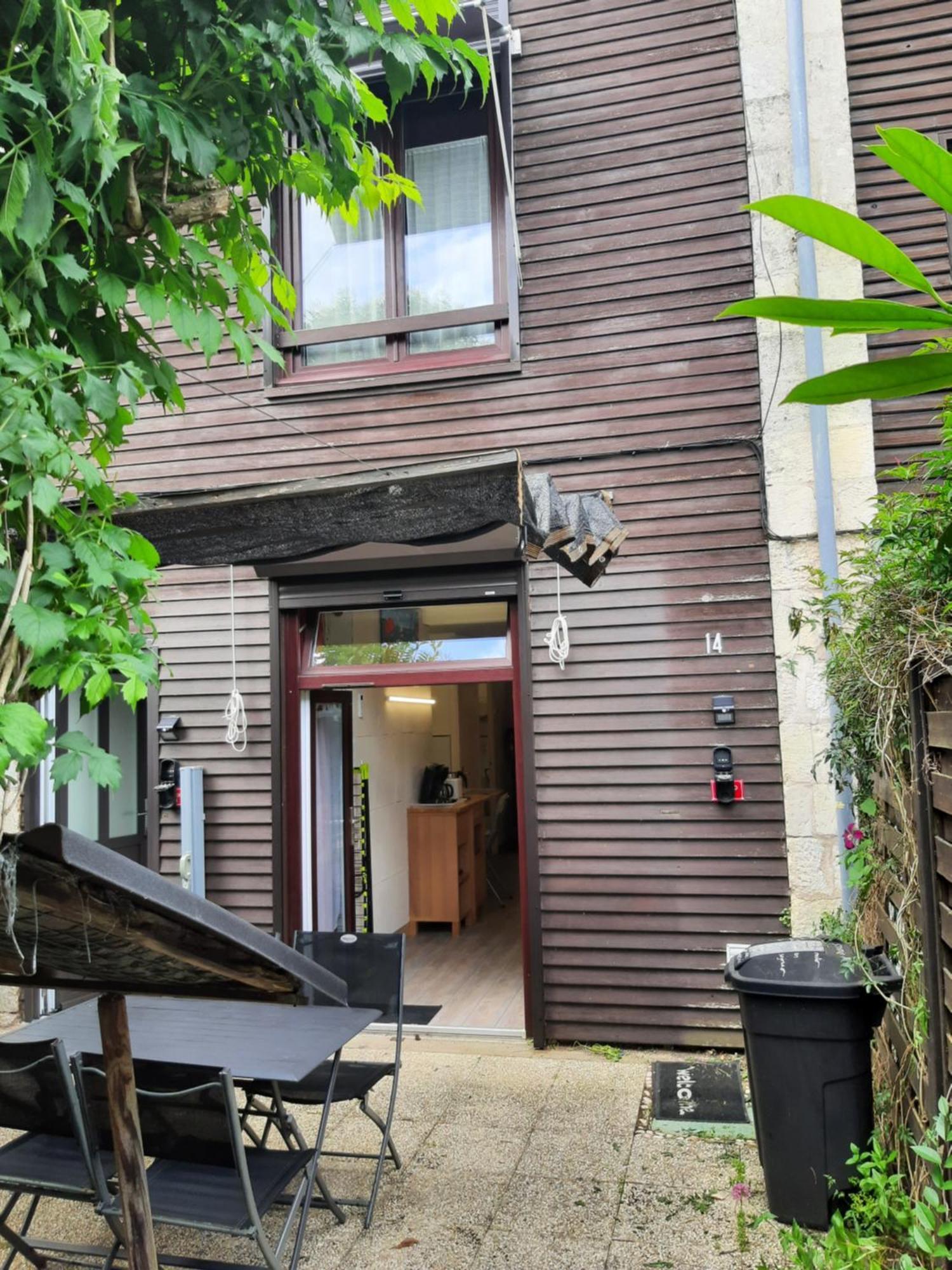 Duplex14H 1Er Etage Jardinet 1 Parking Ou Studio14B Rdc Terrasse Sans Parking La Rochelle  Eksteriør bilde